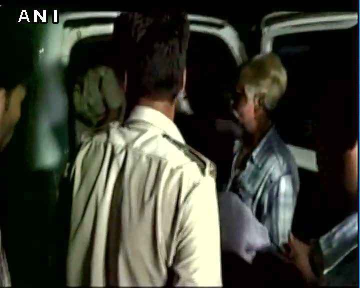 गुजरात के जूनागढ़ में ऑफिस में घुसकर पत्रकार को चाकुओं से गोदा, मौत