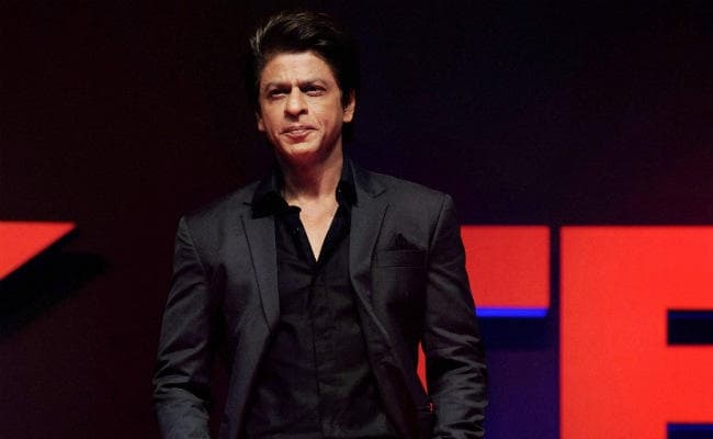 पैसा अच्छा मिले तो बिग बॉस होस्ट कर सकता हूं: शाहरुख खान