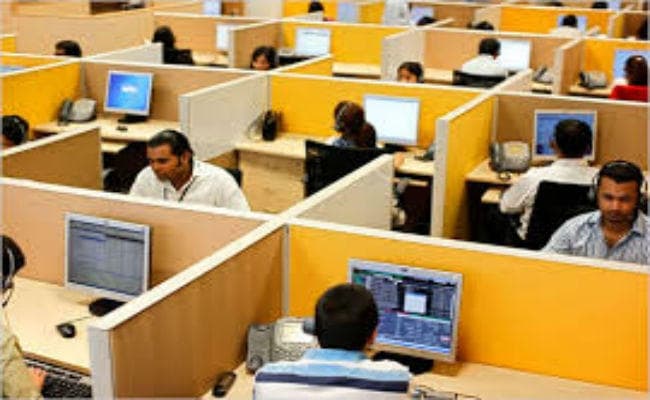 अगर मोदी सरकार ने नहीं दिया ध्यान तो जल्द ही युवा आबादी बन जायेगी भारत पर बोझ : ब्लूमबर्ग