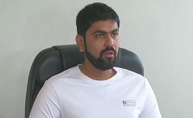 गुजरात का ”दंगल” : भाजपा पर ”कैश बम” फोड़कर हार्दिक पटेल के साथी निखिल ने छोड़ी पार्टी