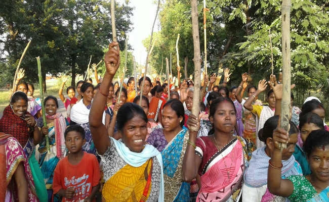 गुमला : शराब ने उजाड़ दी कई परिवारें, महिलाओं ने शराब के खिलाफ खोला मोरचा