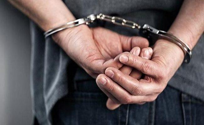 बांग्लादेश में भडकाऊ फेसबुक पोस्ट करने के मामले में हिंदू व्यक्ति गिरफ्तार