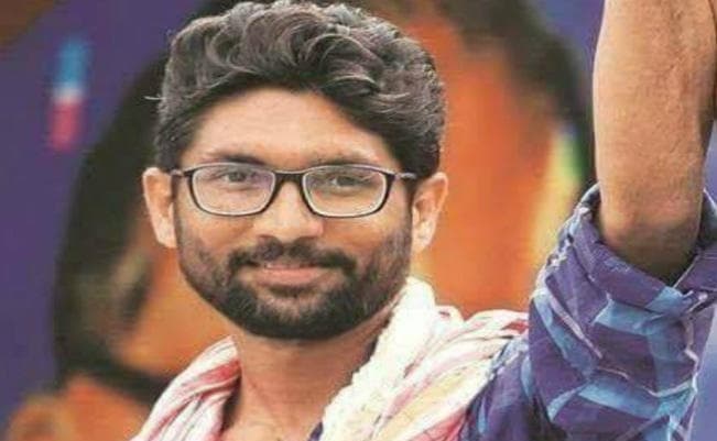 सीडी कांड पर हार्दिक पटेल के समर्थन में जिग्नेश मेवाणी ने लिखा खुला पत्र, निशाने पर मोदी-शाह