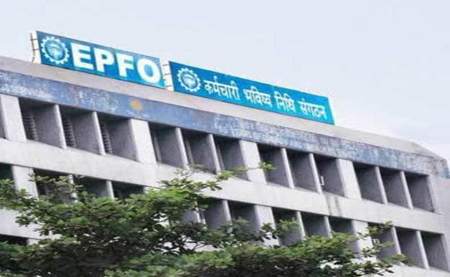 EPFO ने दी मंजूरी, अब शेयर बाजार में लगेगा आपके PF का पैसा…!