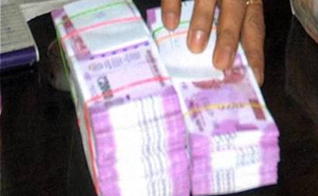 भारत के नियंत्रक महालेखा परीक्षक ने अपनी रिपोर्ट में उठाये हैं खर्च को लेकर सवाल, 19694 करोड़ के खर्च पर आपत्ति, पीएसी चुप