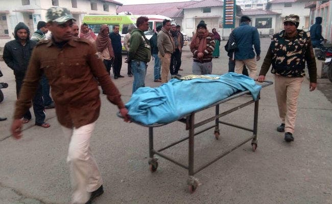 शार्ट सर्किट से लगी आग, झुलस कर एक ही परिवार के चार मरे, मृतकों में शहर के बड़े व्यवसायी भी शामिल