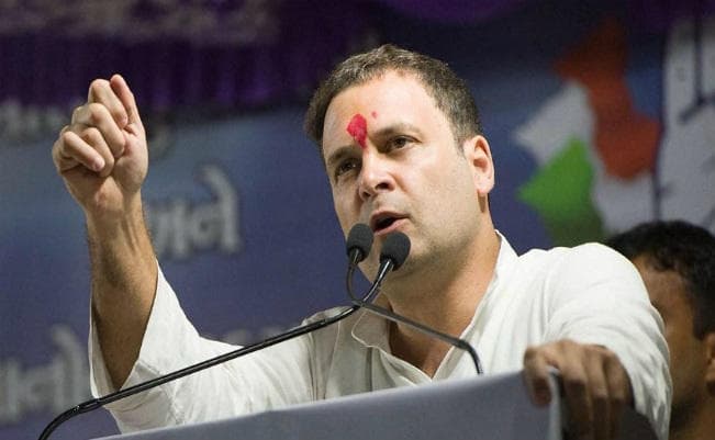 गुजरात चुनाव : क्या कांग्रेस भाजपा के गढ़ सूरत में सेंध लगा पायेगी?