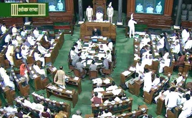 मनमोहन सिंह के खिलाफ टिप्पणी पर विपक्ष का हंगामा : लोस दिनभर के लिए स्थगित