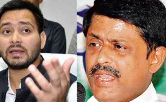 बिहार बंद पर जमकर सियासत, पक्ष-विपक्ष में हुई तकरार बिहार बंद पर जमकर सियासत, पक्ष-विपक्ष में हुई तकरार