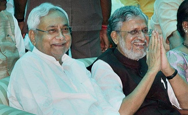 बिहार : गुजरात में नयी भाजपा सरकार आज लेगी शपथ, शामिल होंगे नीतीश-मोदी