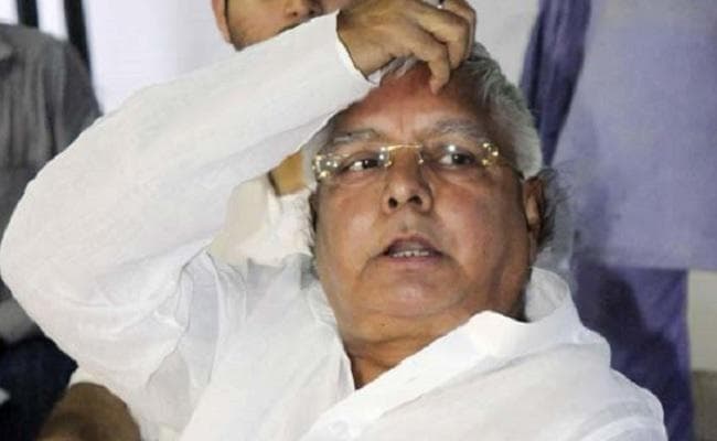 जेल जाने के बाद भी सोशल मीडिया में बने रहेंगे लालू, जानें… हर हफ्ते कितने लोगों से कर सकते है मुलाकात
