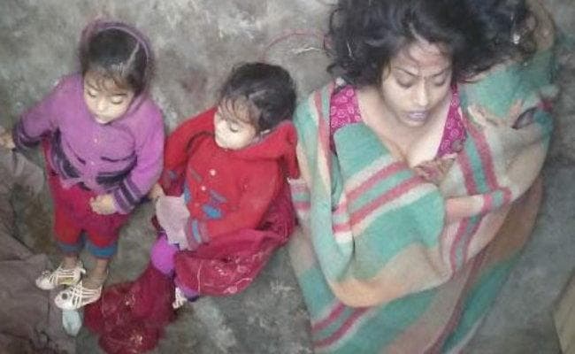 आखिर, मां ने दो जुड़वां बच्चियों के साथ गंगा में क्यों लगा दी छलांग