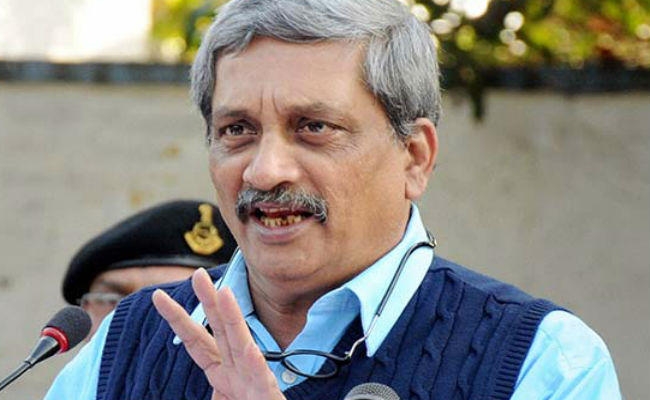 … अगर ऐसा हुआ तो रक्षा मंत्रालय से हट सकते हैं मनोहर पर्रिकर!