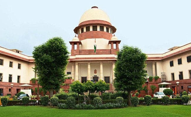 अदालतें उम्रकैद के साथ ‘सश्रम” शब्द जोड़ सकती हैं या नहीं, SC करेगी विचार