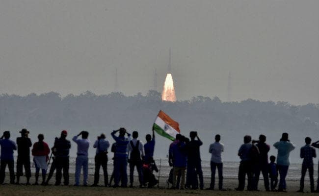 104 सैटेलाइट प्रक्षेपित कर इसरो ने बनाया विश्व रिकार्ड