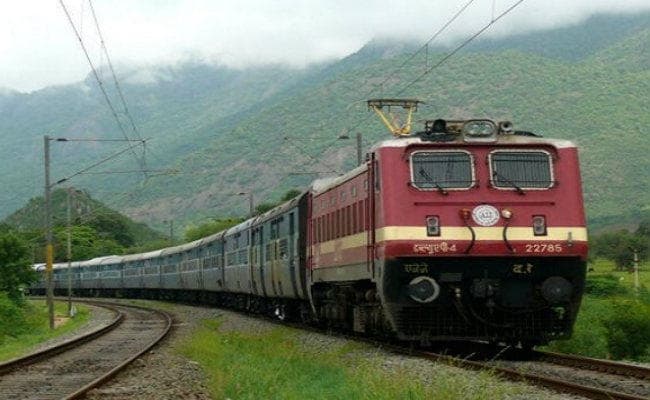 फ्रांस की मदद से दिल्ली-चंडीगढ़ के बीच 220 किमी प्रतिघंटे की रफ्तार से दौड़ेगी ट्रेन