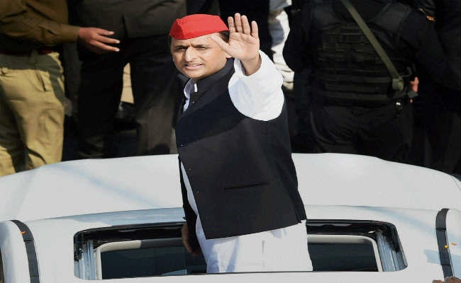 अखिलेश अपने बयान से पड़ सकते हैं मुश्किलों में