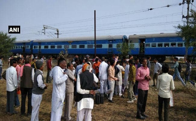 मध्‍यप्रदेश में भोपाल-उज्जैन पैसेंजर ट्रेन में धमाका, 12 जख्मी