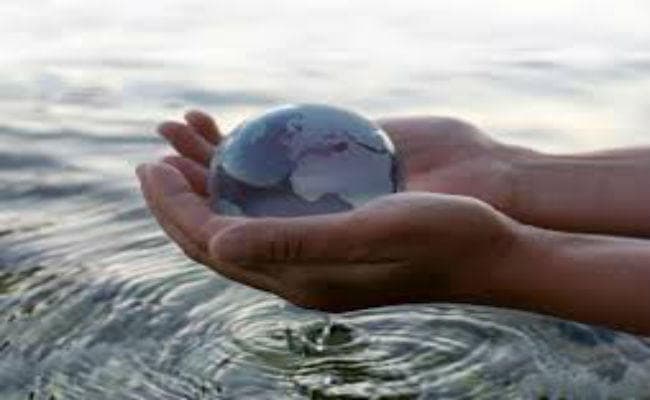 जल स्रोतों का संरक्षण आवश्यक