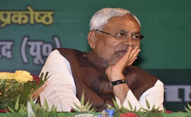 नीतीश कुमार प्रधानमंत्री पद के दावेदार : वशिष्ठ नारायण सिंह