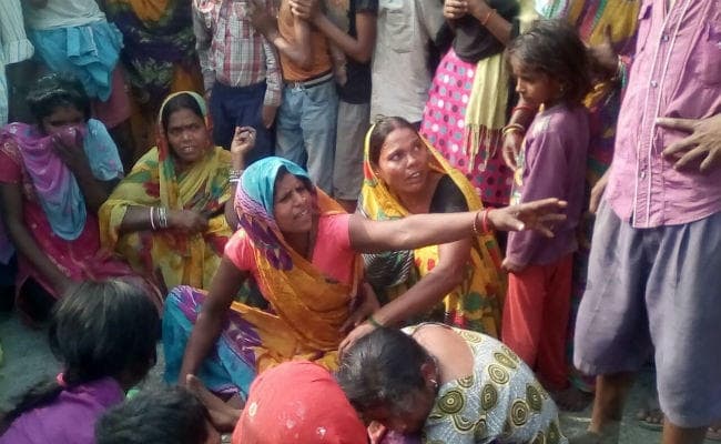 समस्तीपुर : ट्रक की चपेट में आने से दो सगे भाइयों की मौत, विरोध में सड़क जाम