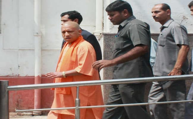 योगी सरकार के 15 दिन पूरे, जानें 15 बड़े फैसले