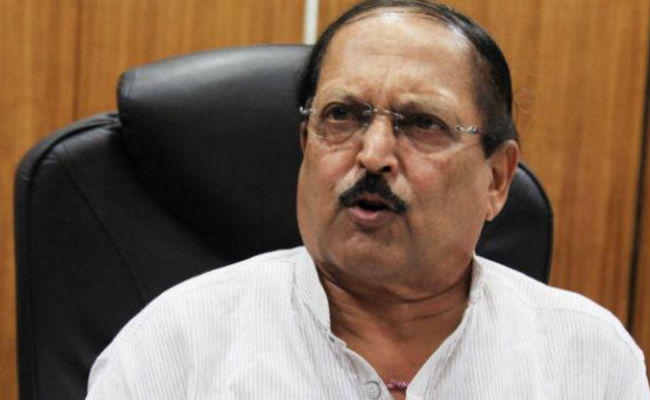 पार्टी के निर्देश पर नारदा मामले में हूं चुप : सुब्रत मुखर्जी