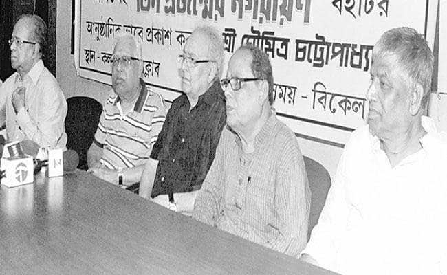 नारद स्टिंग : विपक्ष के निशाने पर आरोपी तृणमूल नेता