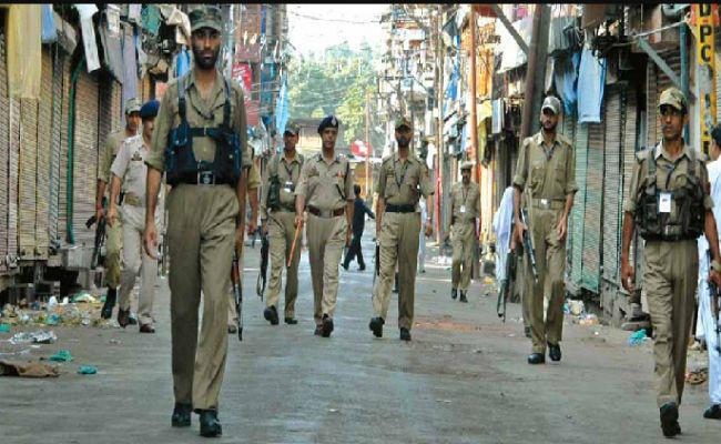 जम्मू कश्मीर में पुलिस भरती, केंद्र ने कहा, राजनीतिक दखलंदाजी ना हो