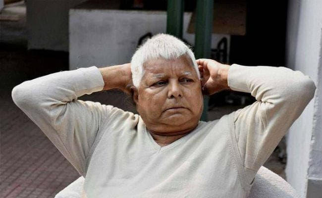 लालू प्रसाद के आवास पर पसरा रहा सन्नाटा