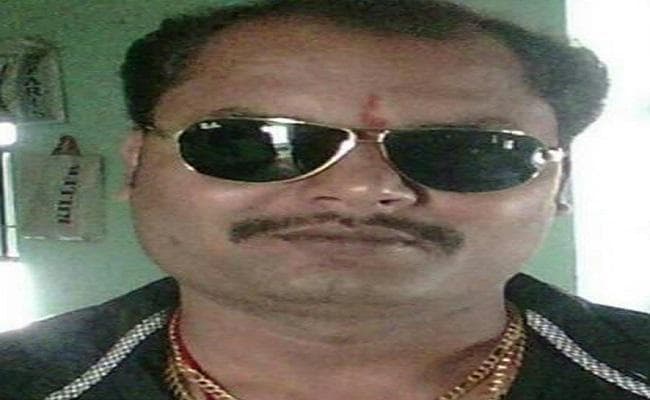 VIDEO : उत्तर बिहार का कुख्यात अपराधी बबलू दूबे को बेतिया कोर्ट परिसर में मारी पांच गोली, मौत, अपराधी फरार