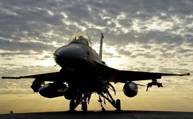 अमेरिका को नहीं रहा पाकिस्तान पर भरोसा, आतंकवादी खतरों के बीच अपने नागरिकों को यात्रा करने से किया मना