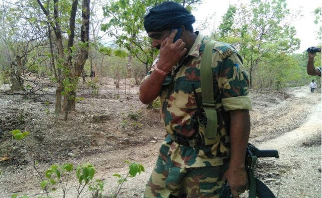 डुमरी बिहार-दनिया स्टेशन के बीच ID ब्लास्ट, CRPF जवान घायल, गोमो-बरकाकाना रेल लाइन के बीच आठ घंटा परिचालन ठप