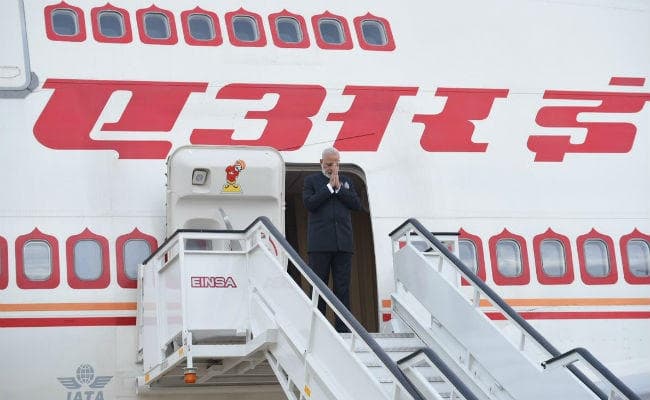 VIDEO : आर्थिक संबंधों को बेहतर बनाने तीन दशक बाद कोई भारतीय प्रधानमंत्री पहुंचा स्पेन