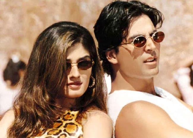 कभी की थी गुपचुप सगाई, ब्रेकअप के 20 साल बाद लौट रही है अक्षय रवीना की जोड़ी