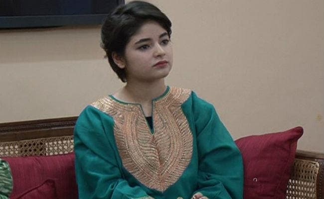 ‘दंगल” अभिनेत्री जायरा वसीम की कार दुर्घटनाग्रस्त