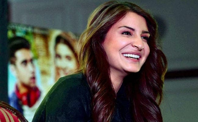 ”Pari” First Look: ”फिल्लौरी” में फ्रेंडली भूतनी के बाद अब डरावने अवतार में लौटीं अनुष्का शर्मा