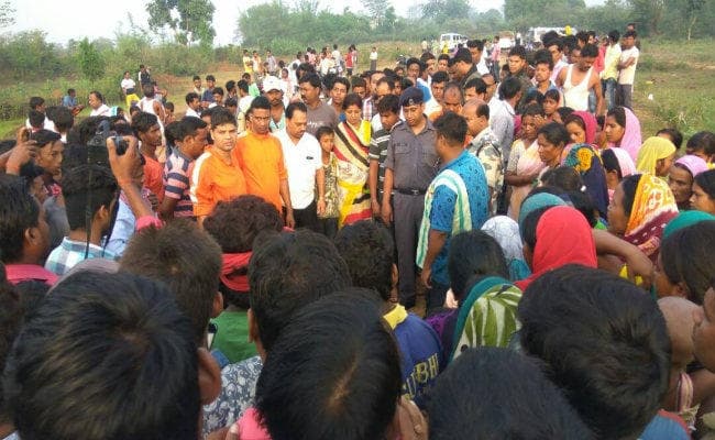 दामोदर नदी में नहाने के दौरान डूबे युवक चंदन गिरि का शव मिला