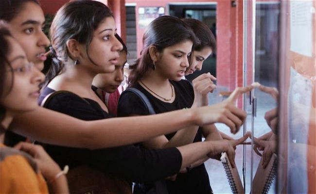 DU Cut Off 2020: डीयू का पहला कट ऑफ लिस्ट जारी, यहां जानें डिटेल्स
