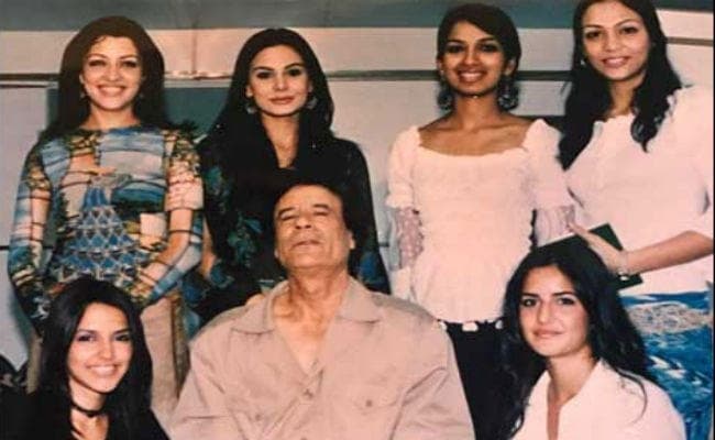 VIRAL PIC : 15 साल पहले लीबिया के तानाशाह गद्दाफी के साथ यह क्या कर रहीं थीं कैटरीना...?