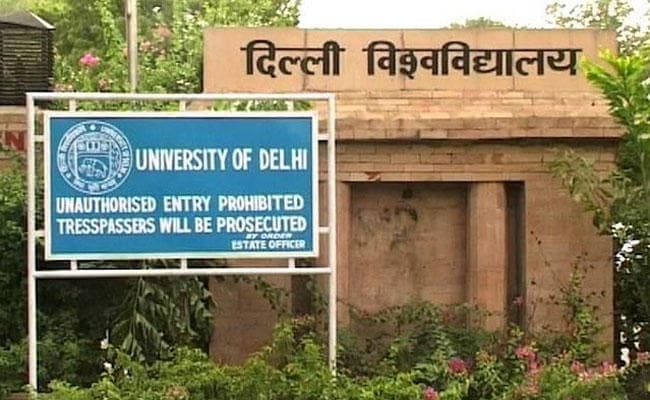 दिल्ली विश्वविद्यालय की पूर्व छात्रा के यौन शोषण मामले में कैप्टन के खिलाफ जांच के आदेश
