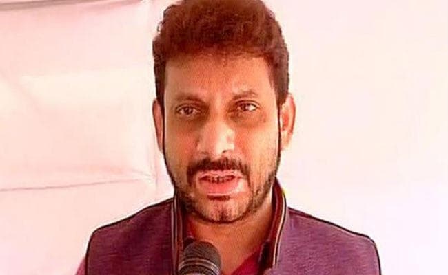 ”कोई मेरे सिर पर रिवॉल्वर भी रख दे, तो भी नहीं बाेलूंगा वंदे मातरम्”