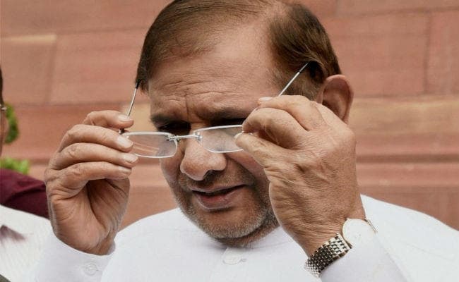 नीतीश से रुठे शरद यादव ने तोड़ी चुप्पी, कहा – जनादेश जदयू-भाजपा गठबंधन के लिए नहीं था