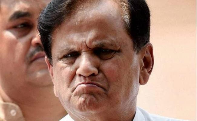अहमद पटेल का गुजरात से राज्यसभा के लिए चुना जाना कितना मुश्किल हो गया है?