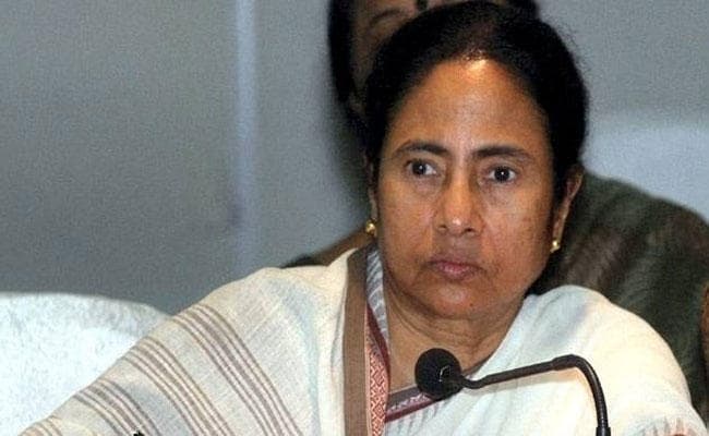 कोरोना से मुकाबला :  सर्वदलीय बैठक आज,  ममता सरकार मांगेगी विपक्षी दलों से साथ