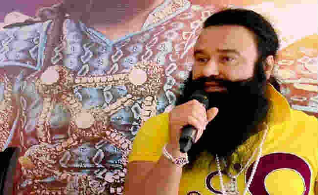 सोशल मीडिया पर छाये ”बलात्कारी” राम रहीम को सजा सुनाने वाले जज जगदीप सिंह
