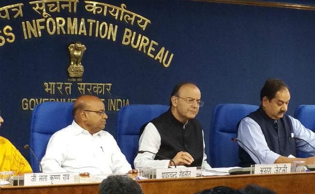 कैबिनेट : OBC क्रीमी लेयर की आय सीमा पीएसयू, बैंकिंग व इंश्योरेंस सेक्टर की नौकरियों में भी लागू