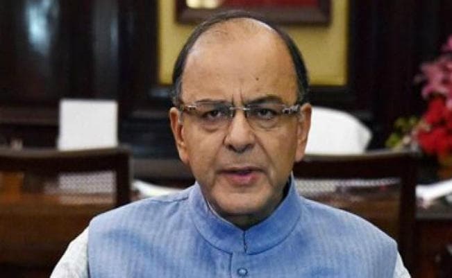 केंद्रीय कर्मियों के लिए खुशखबरी, जनवरी 2018 में बढ़ सकती है न्यूनतम तनख्वाह