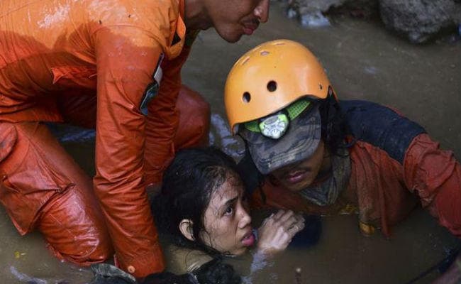 इंडोनेशिया में भूकंप-सुनामी से मरने वालों की संख्या हुई 1,234
