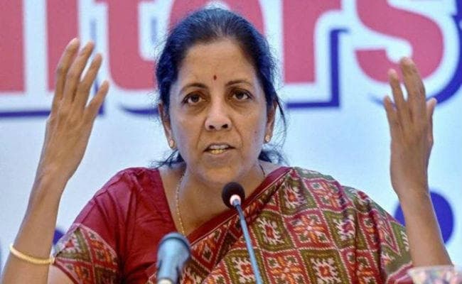 रक्षा मंत्री सीतारमण ने NPA को लेकर UPA सरकार पर फोड़ा ठीकरा